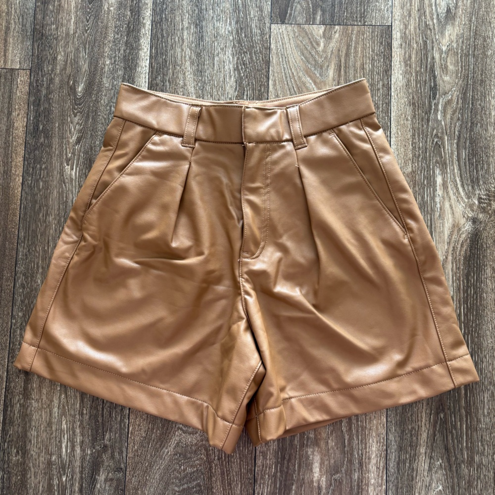 Abercrombie & Fitch High Waist Brown Leather Shorts